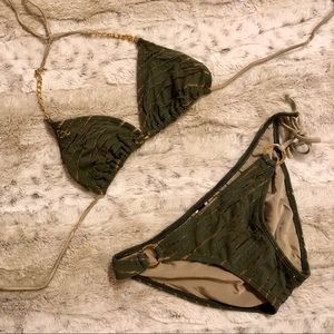 🤩OFFERS ACCEPTED: GUESS bikini